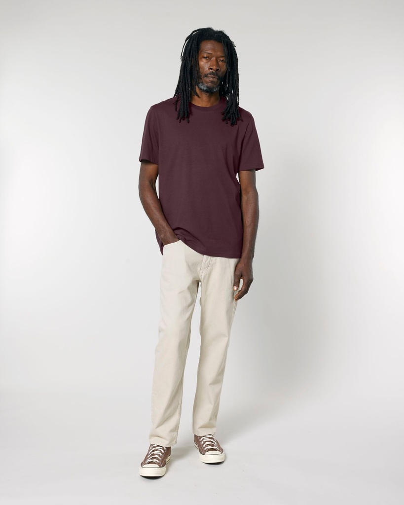 CREATOR 2.0 (Red Brown, L) - Front view, model photo