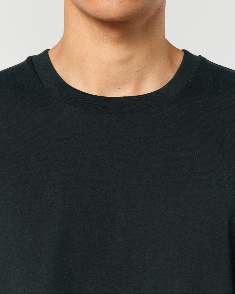 CREATOR 2.0 (Black, L) - Front detail, model photo