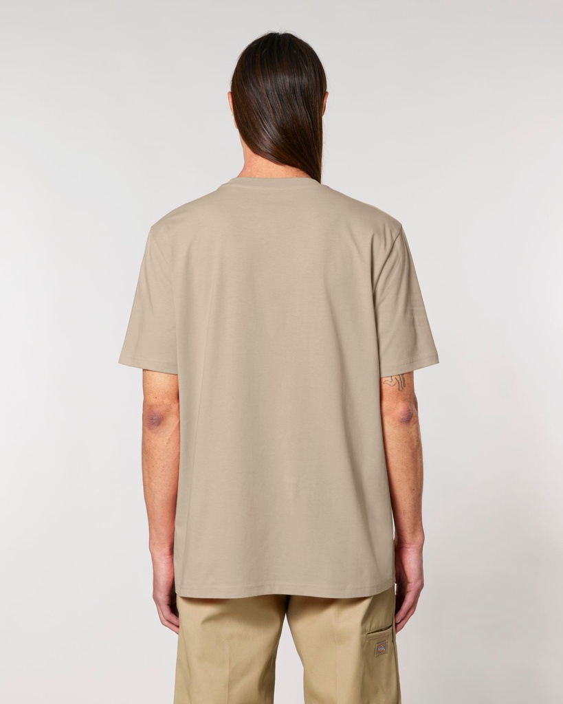 CREATOR 2.0 (Desert Dust, 3XL) - Back view, model photo