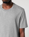 CREATOR 2.0 (Heather Grey, XL) - Front detail, model photo