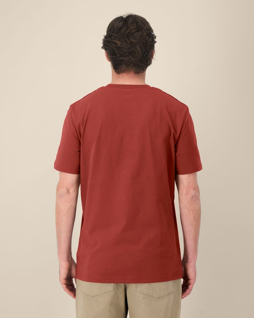 CREATOR 2.0 (Earthy Red, 2XS) - Back view, model photo