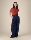 CREATOR 2.0 (Earthy Red, 2XS) - Front view, model photo 7