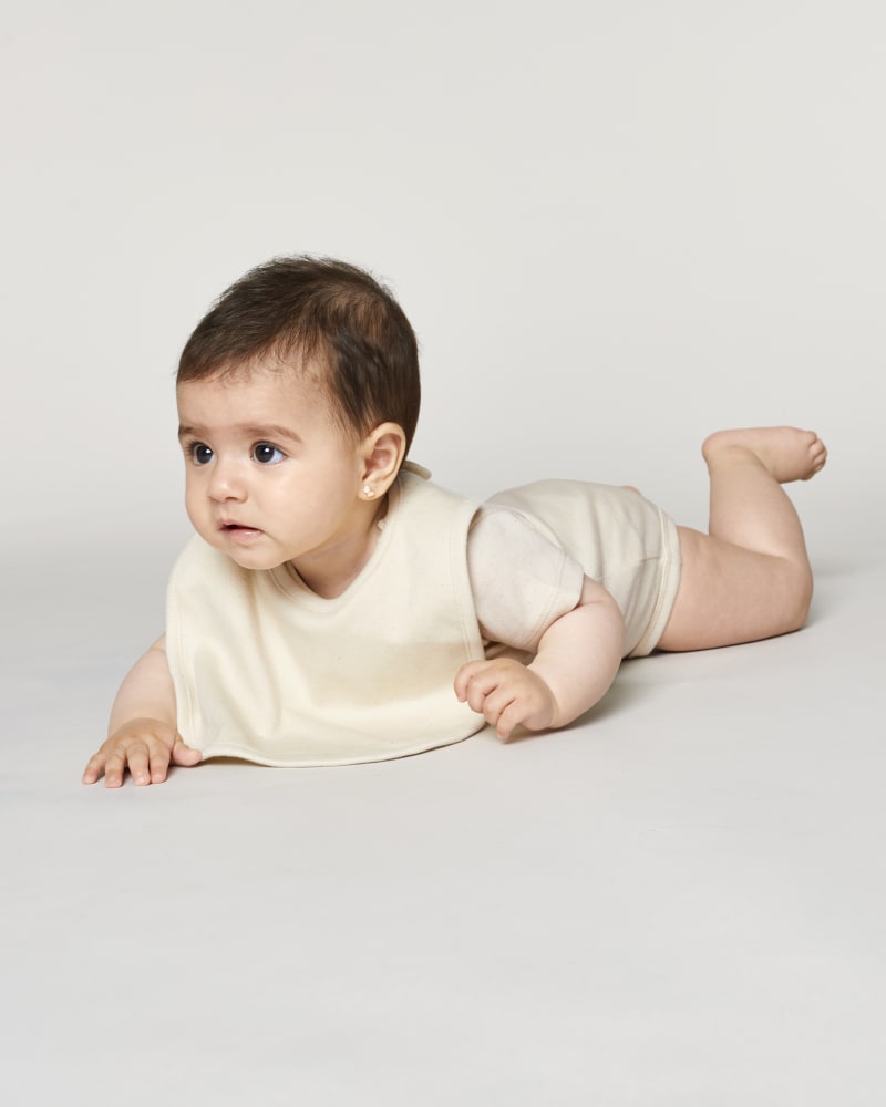 STAU029 Baby Bib